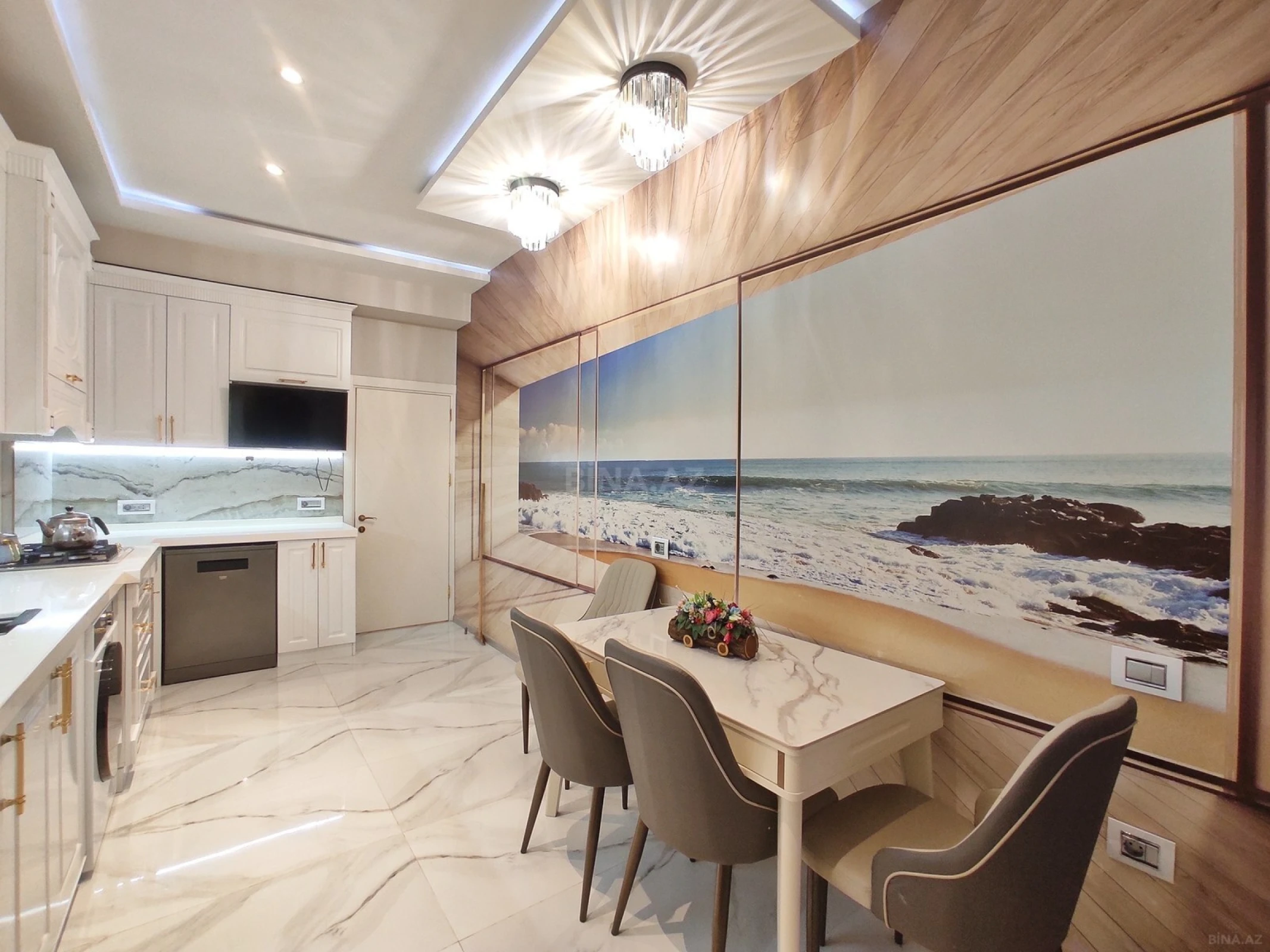 Satılır 3 otaqlı mənzil 126 m²