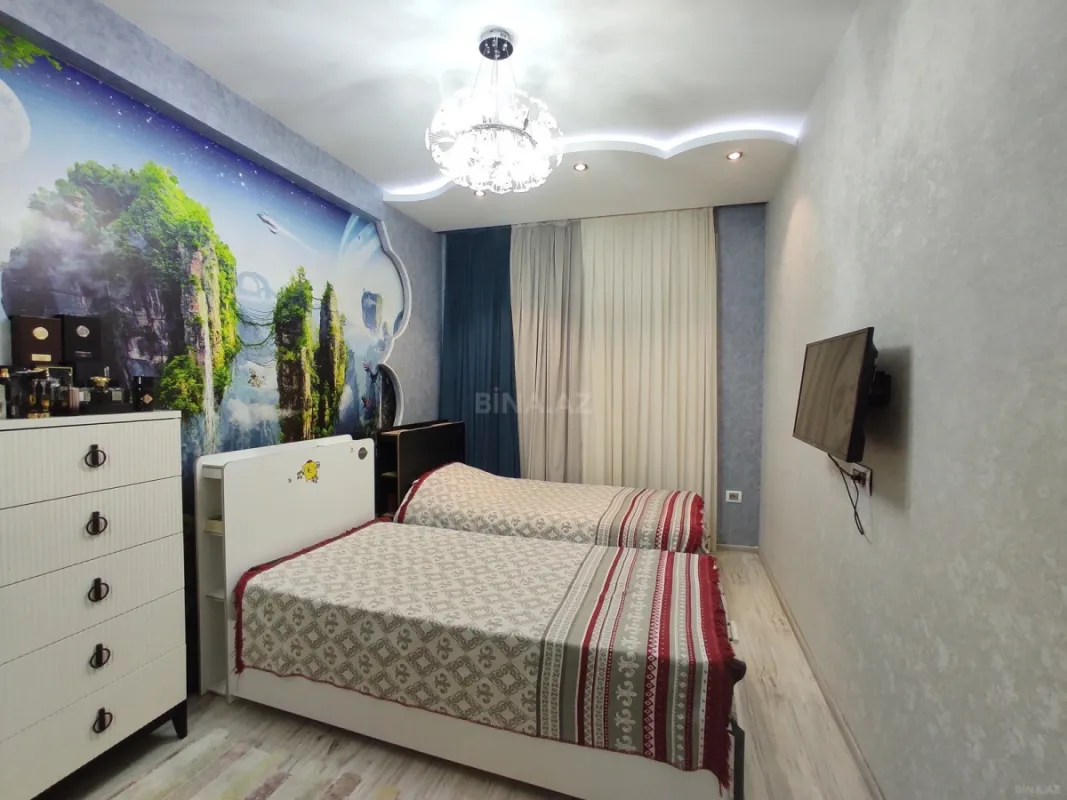 Satılır 3 otaqlı mənzil 126 m²