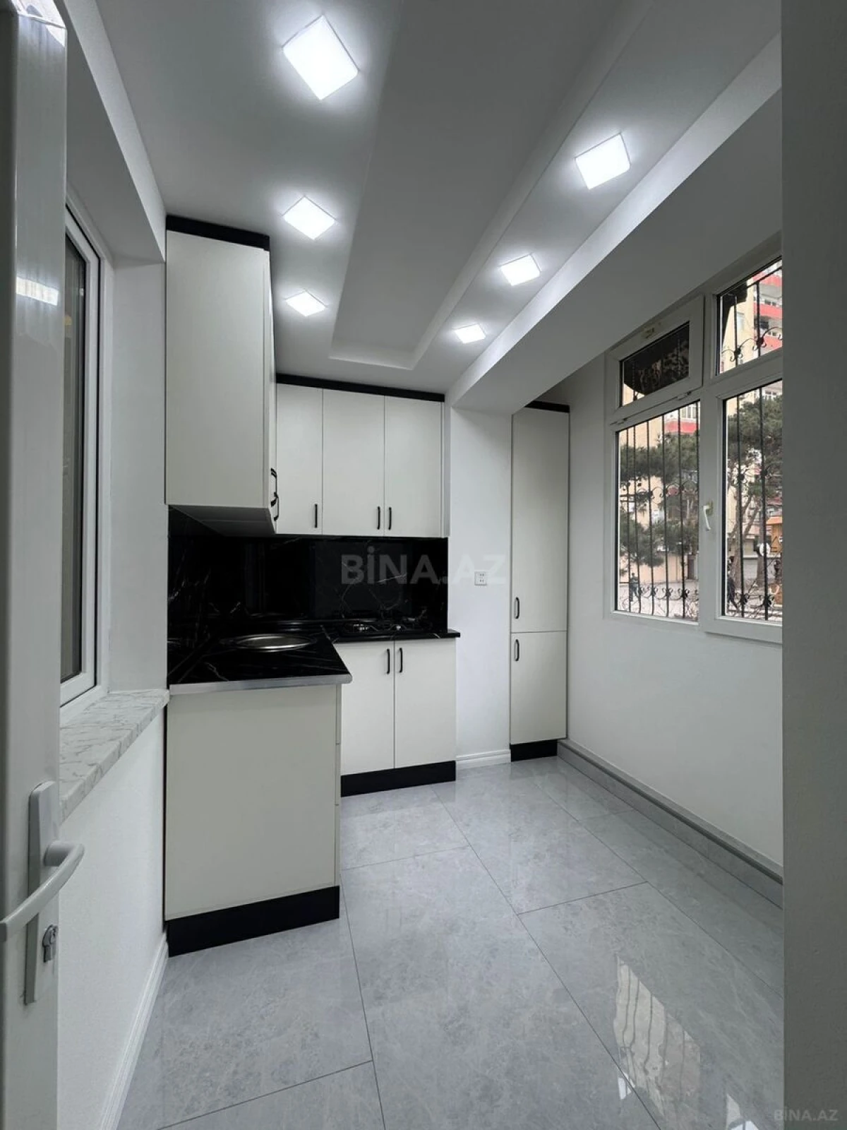 Satılır 3 otaqlı mənzil 54 m²