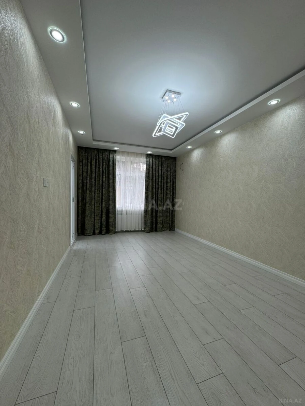 Satılır 3 otaqlı mənzil 54 m²