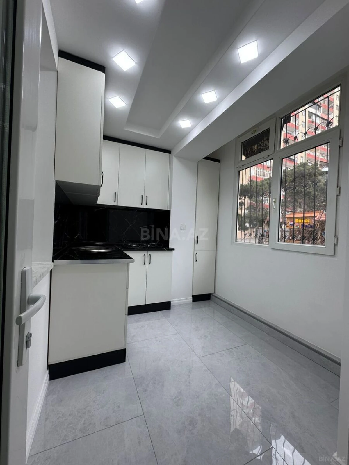 Satılır 3 otaqlı mənzil 54 m²