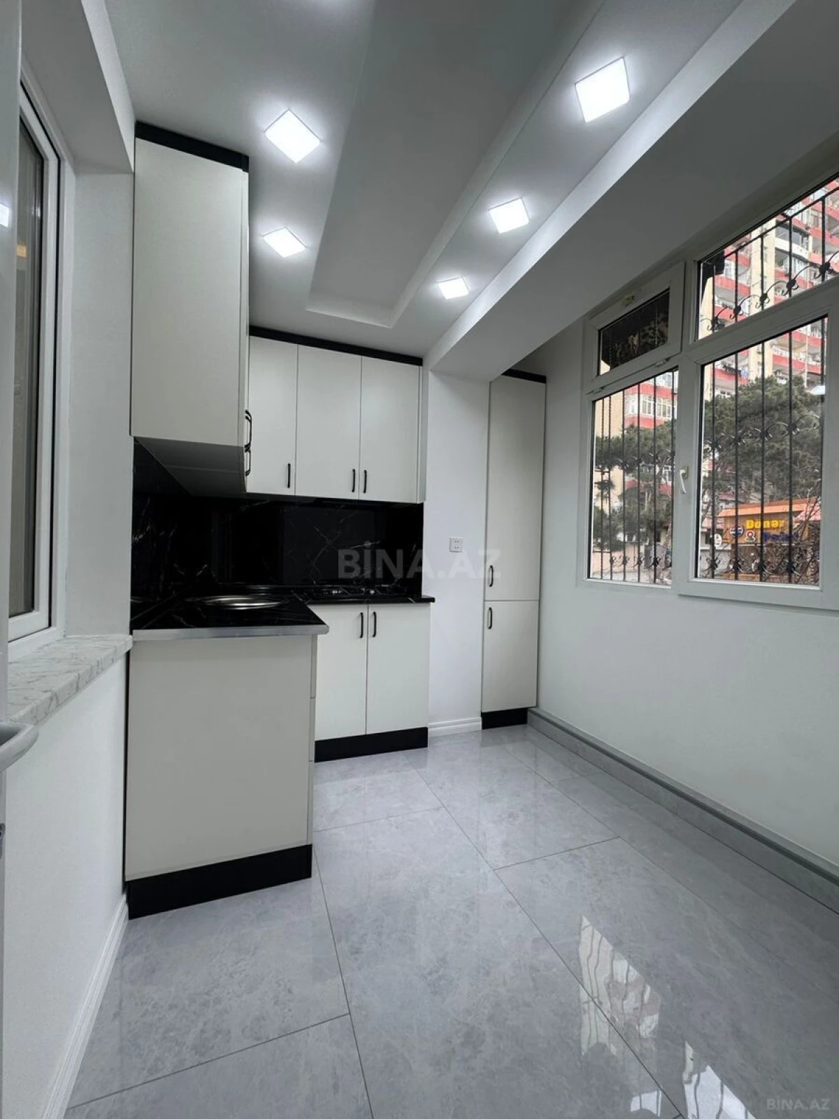 Satılır 3 otaqlı mənzil 54 m²