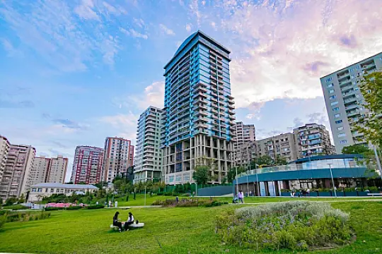 Satılır 3 otaqlı mənzil 196 m² — Bakı 3 otaq 196.00 m²