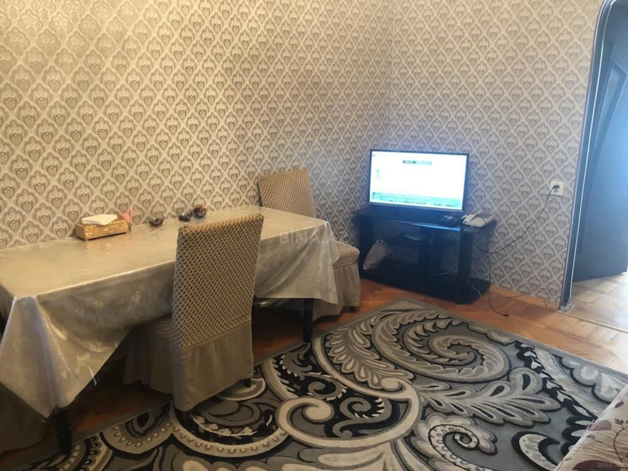 Kirayə verilir 3 otaqlı mənzil 50 m²