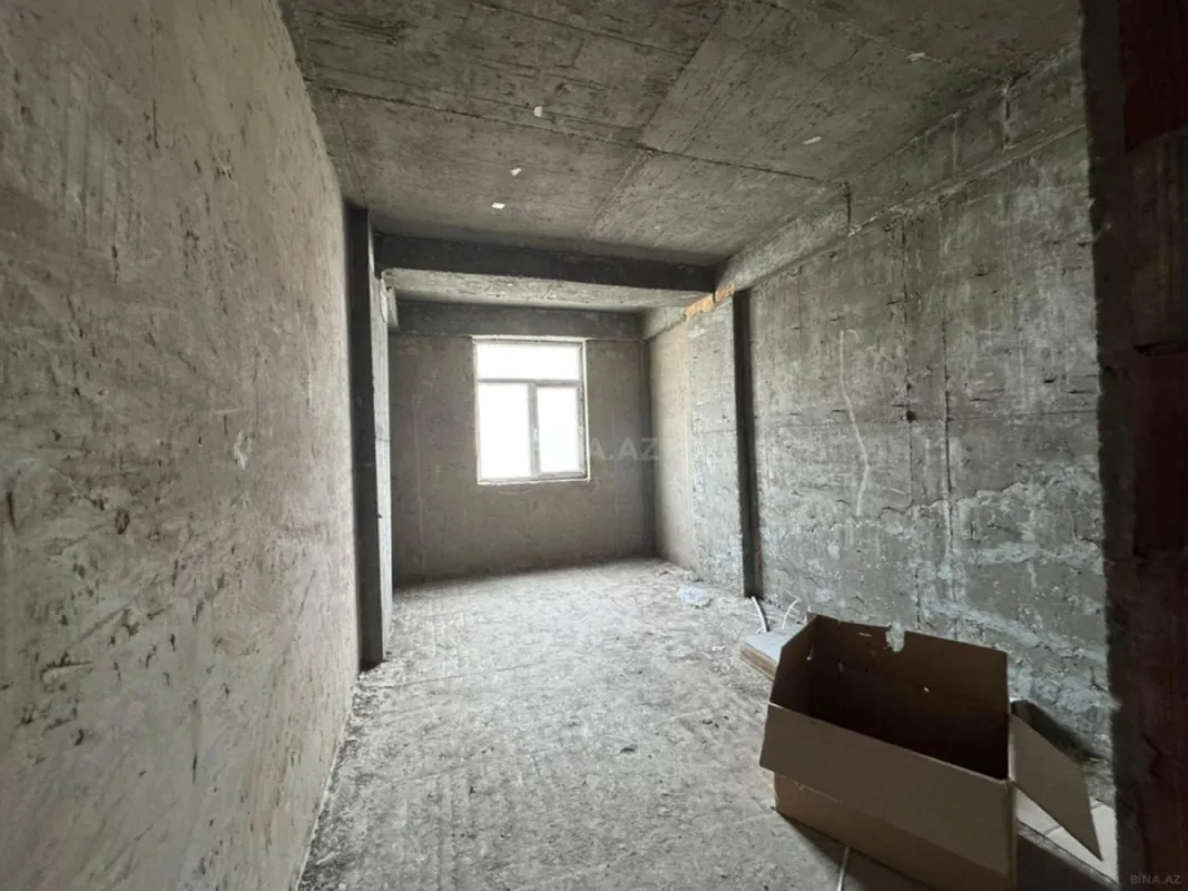Satılır 3 otaqlı mənzil 136 m²