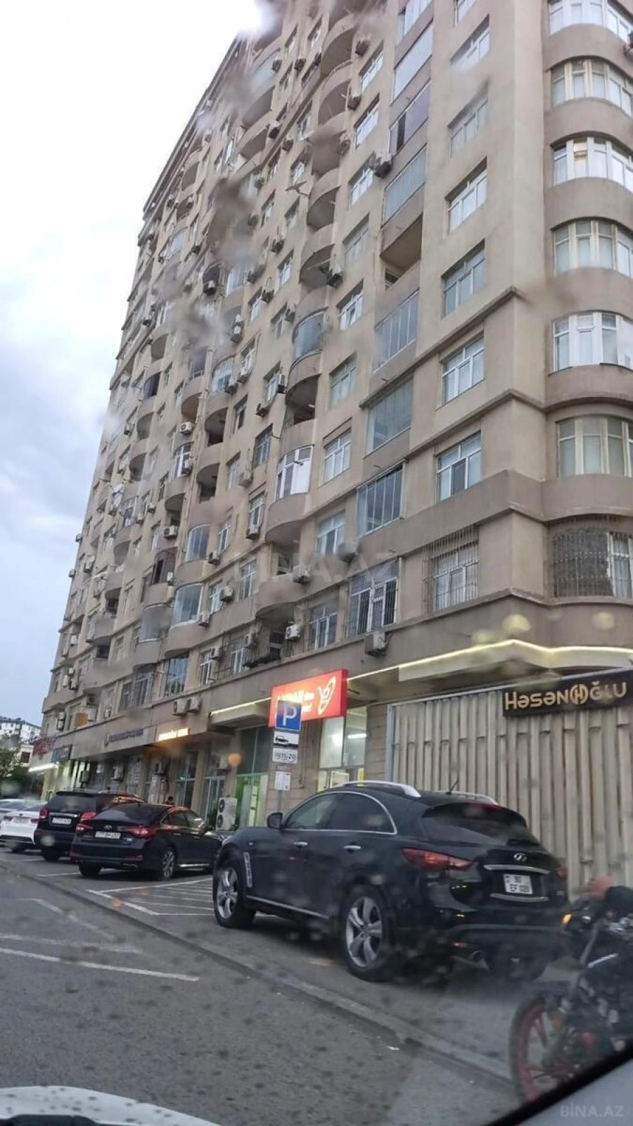 Satılır 3 otaqlı mənzil 128 m²