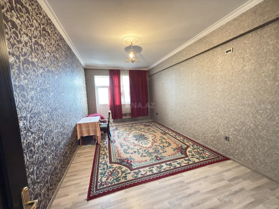 Satılır 3 otaqlı mənzil 114 m²
