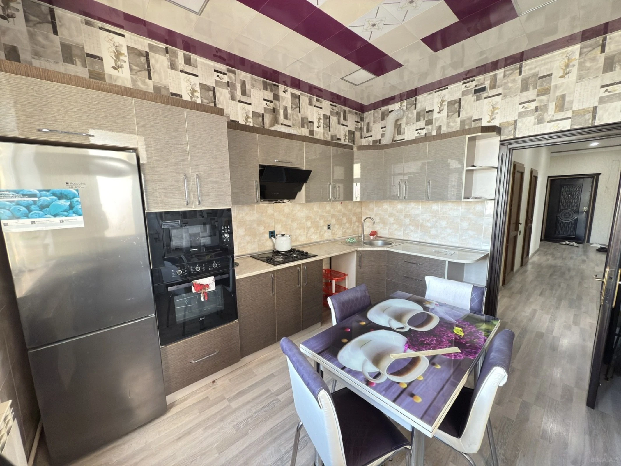 Satılır 3 otaqlı mənzil 114 m²