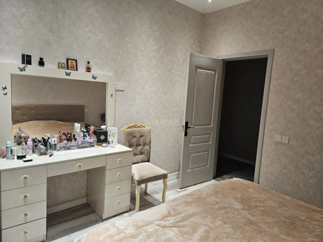 Kirayə verilir 4 otaqlı həyət evi 100 m²