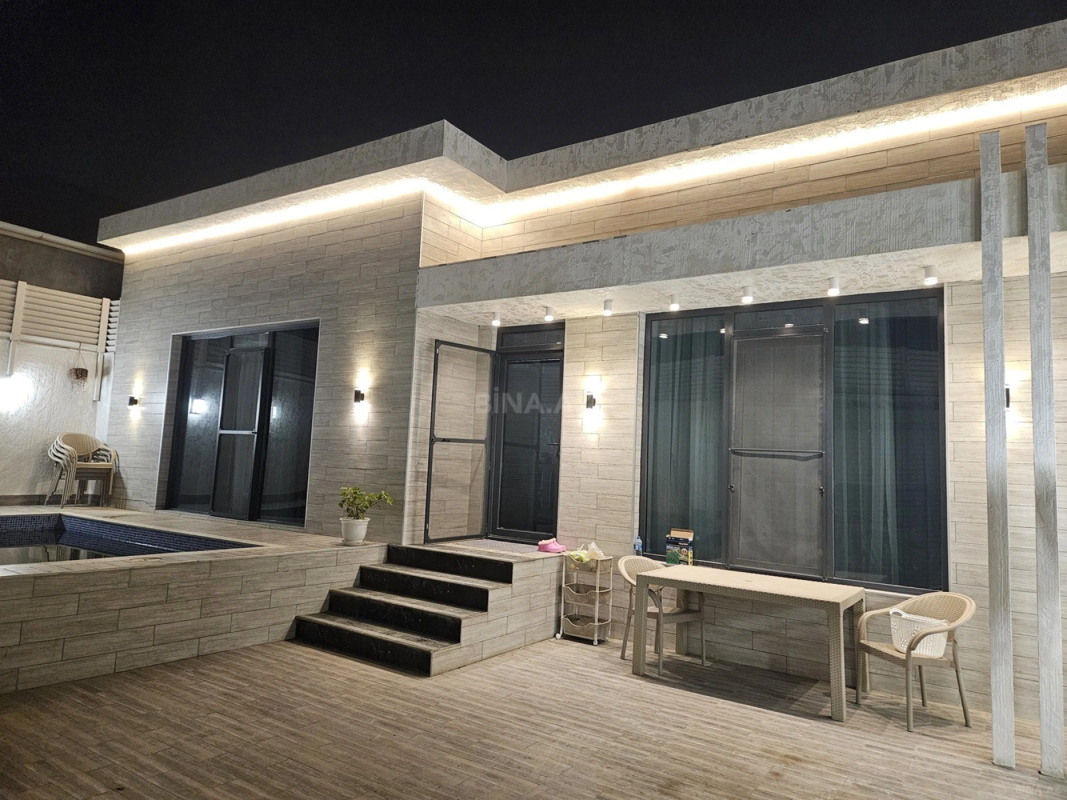 Kirayə verilir 4 otaqlı həyət evi 100 m²