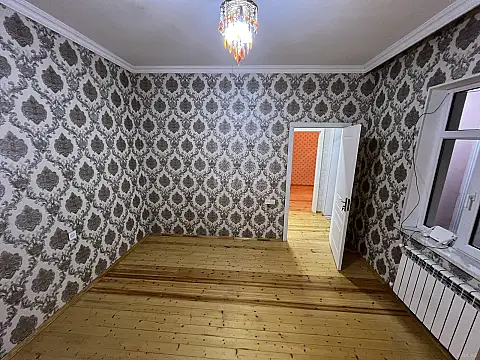 Satılır 2 otaqlı həyət evi 72 m²