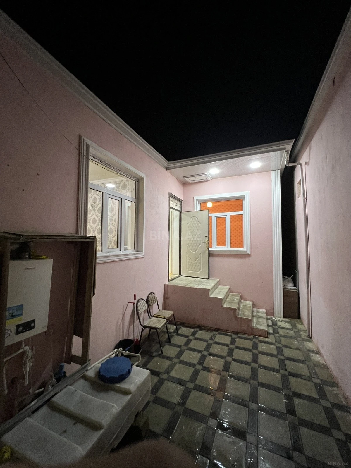 Satılır 2 otaqlı həyət evi 72 m²