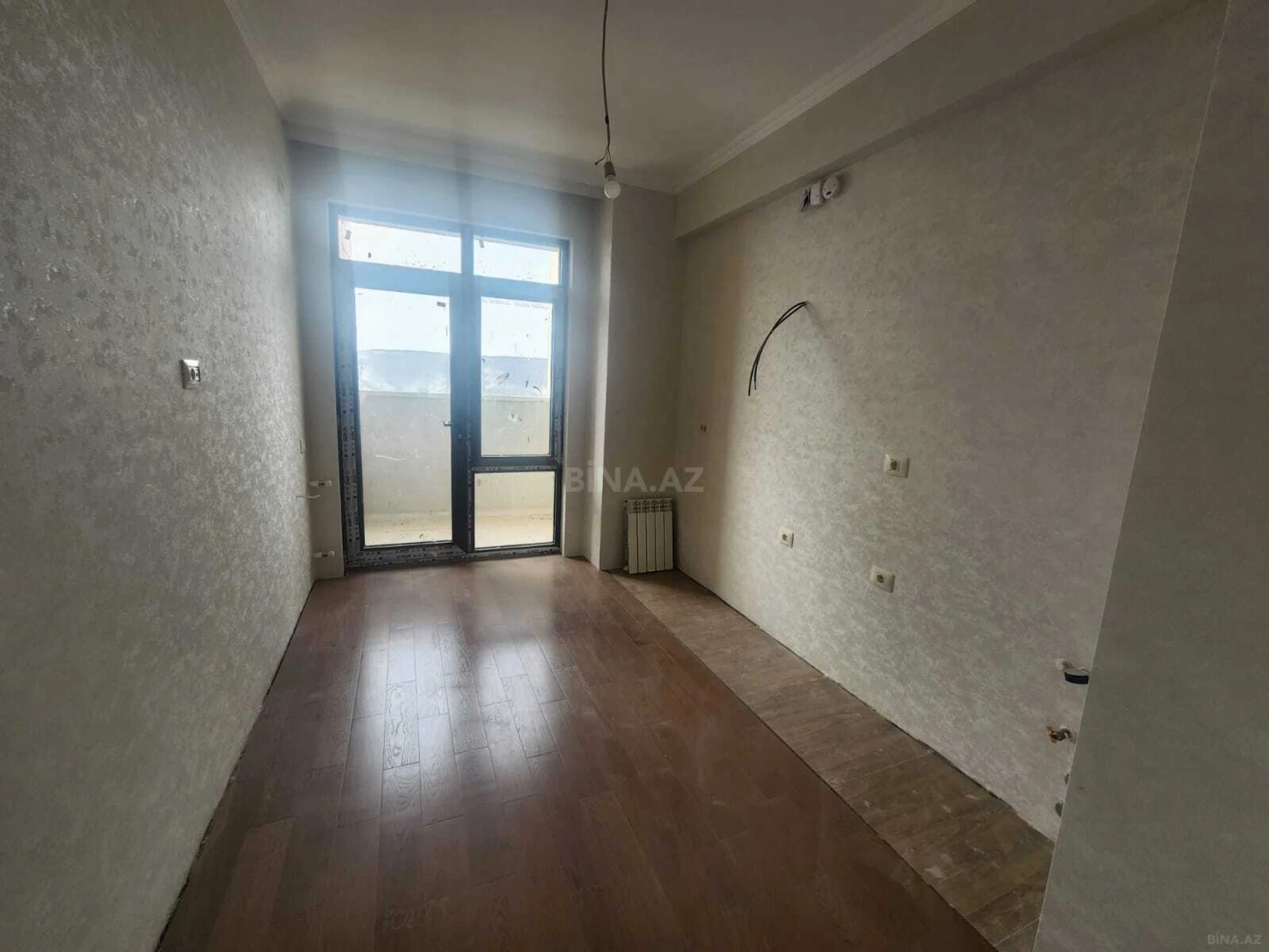Satılır 3 otaqlı mənzil 86 m²