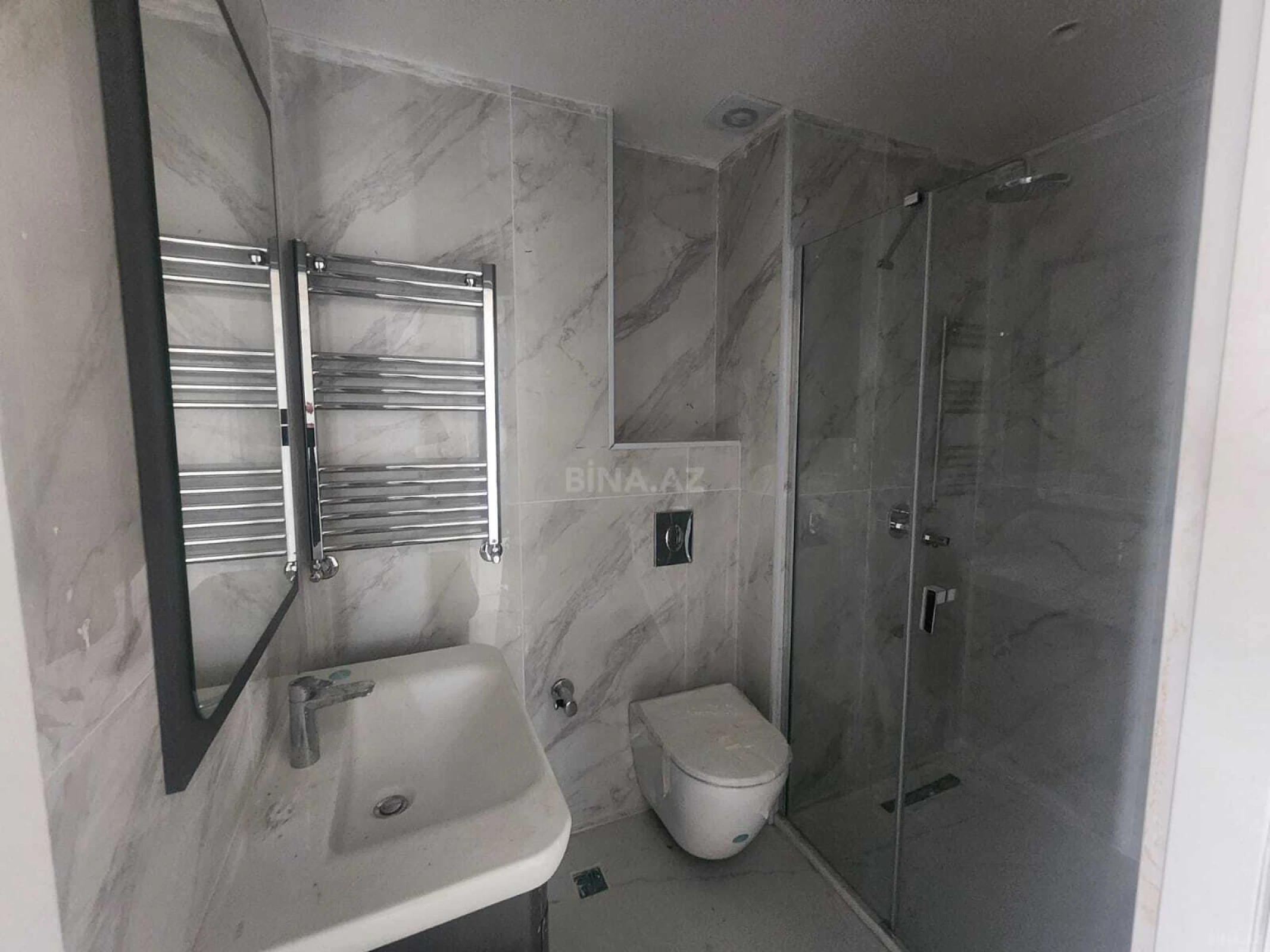 Satılır 3 otaqlı mənzil 86 m²