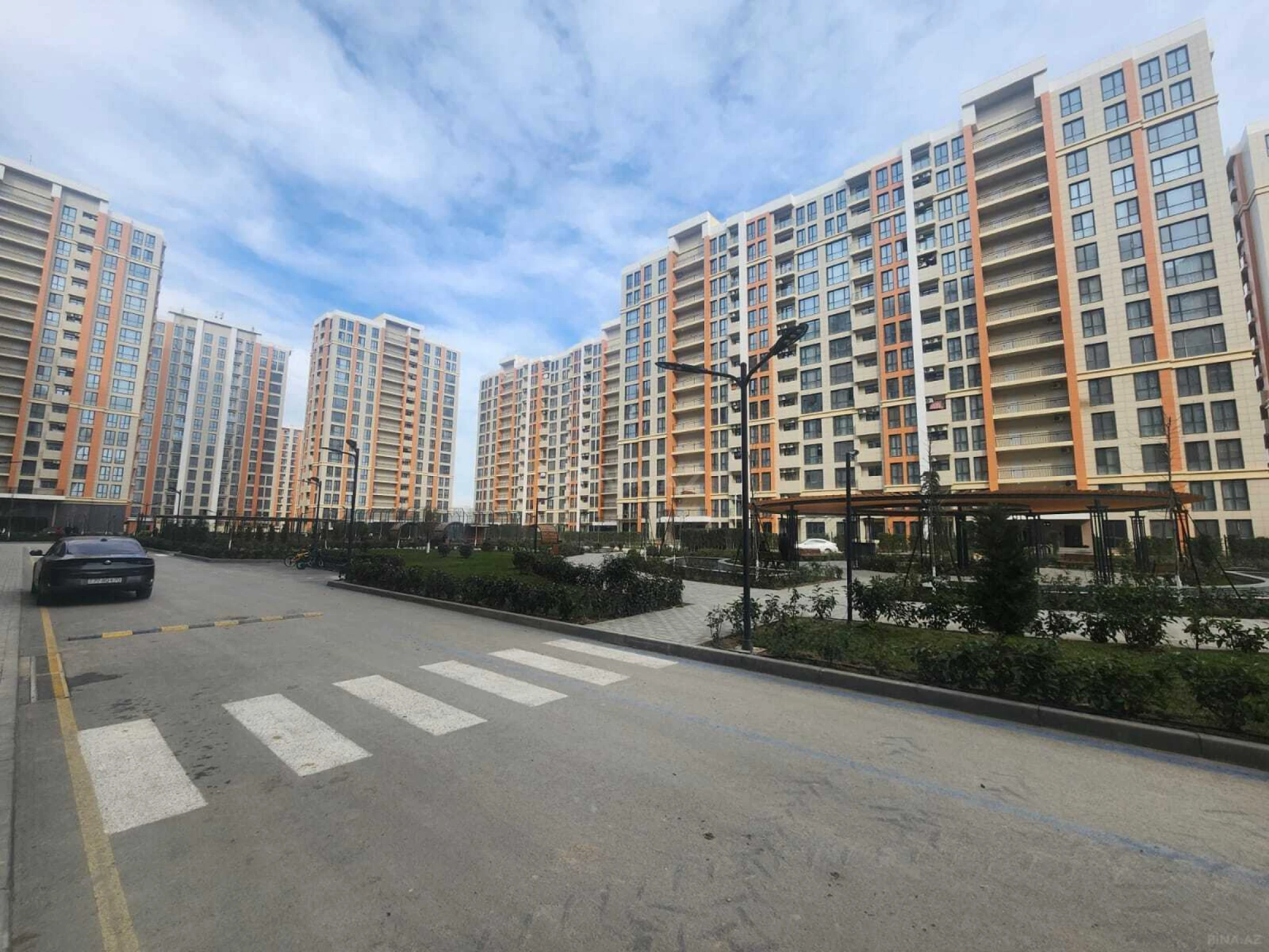 Satılır 3 otaqlı mənzil 86 m²