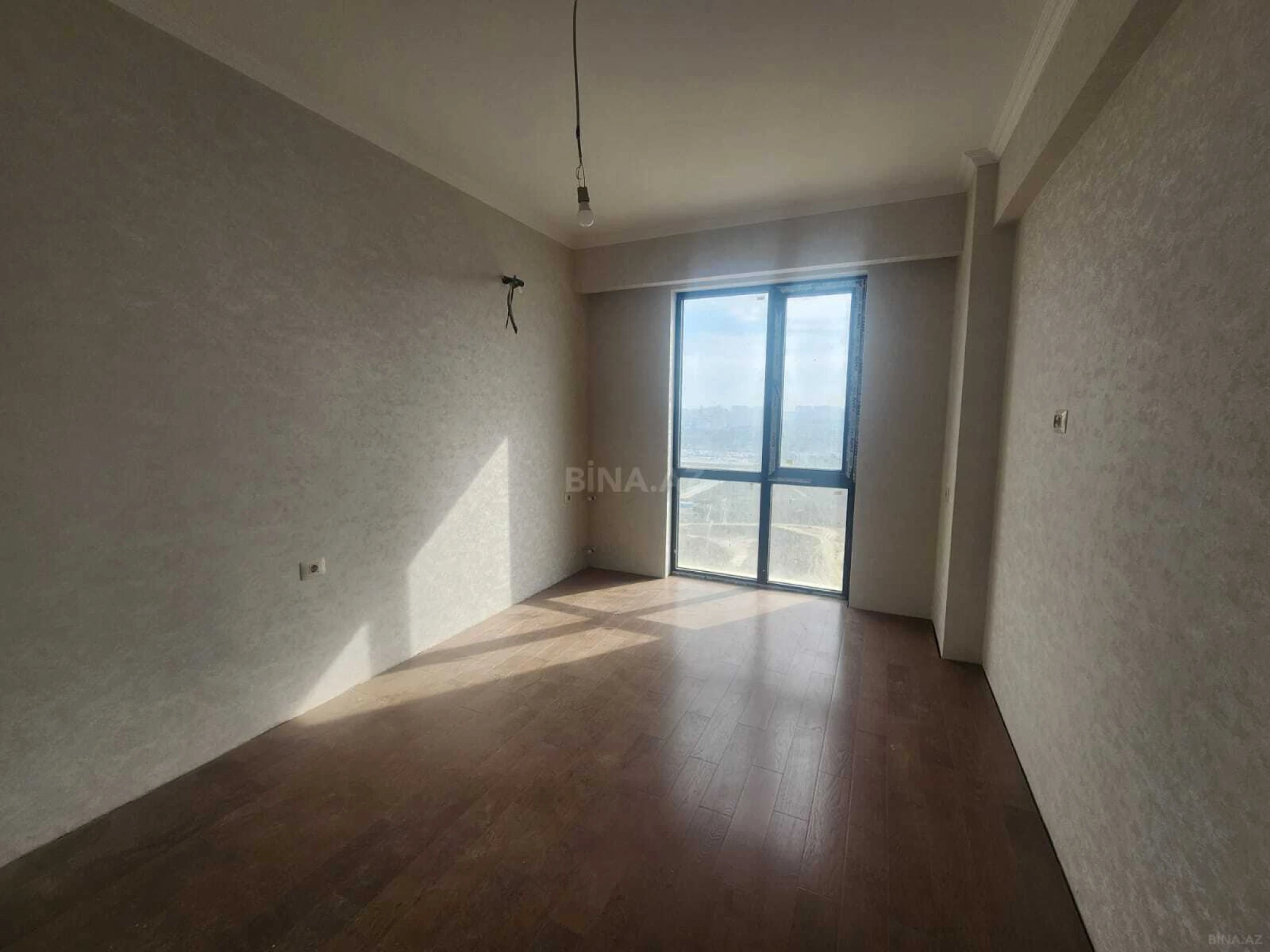 Satılır 3 otaqlı mənzil 86 m²
