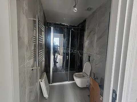 Satılır 3 otaqlı mənzil 86 m²