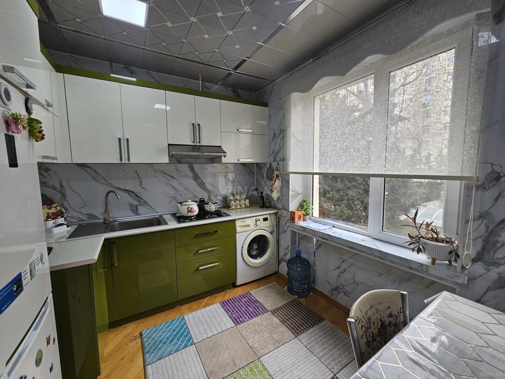 Satılır 2 otaqlı mənzil 70 m²