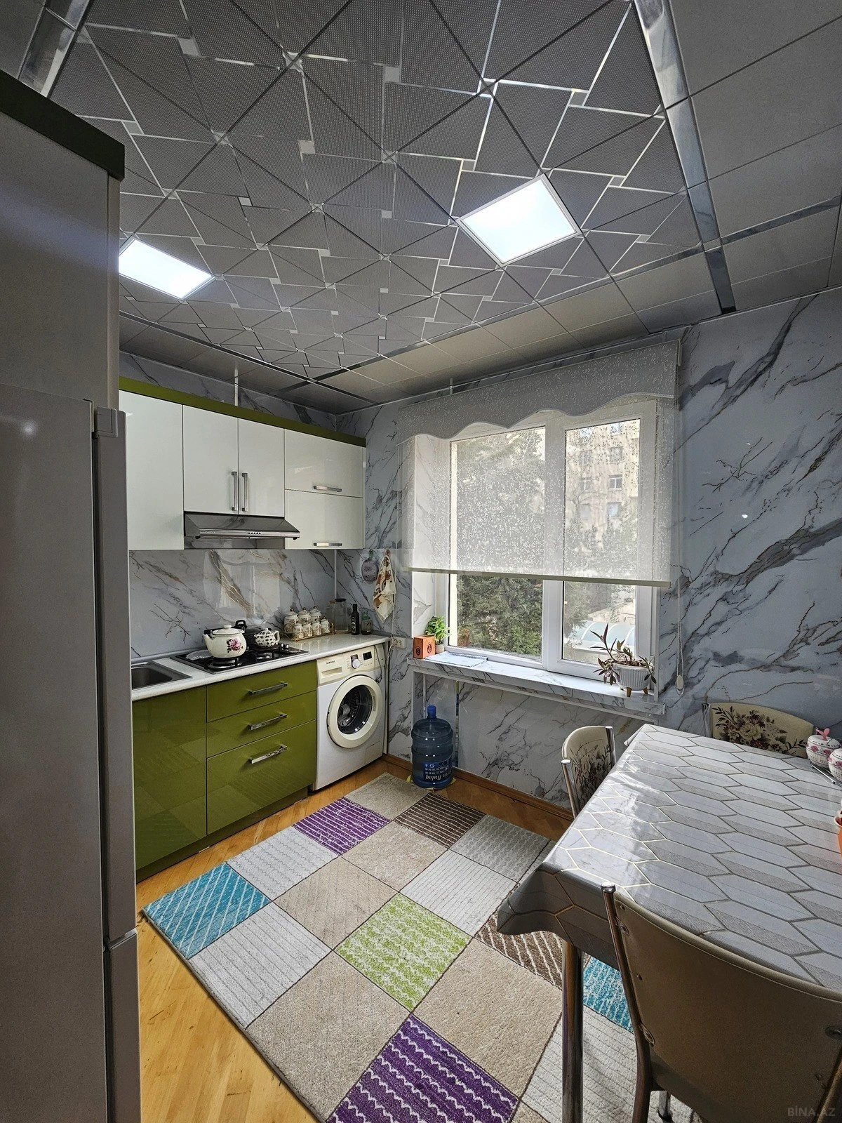 Satılır 2 otaqlı mənzil 70 m²