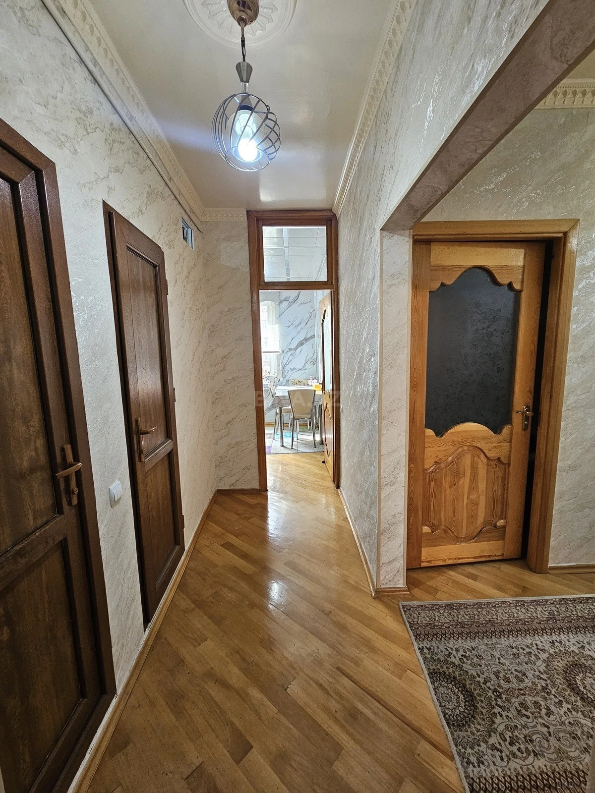 Satılır 2 otaqlı mənzil 70 m²