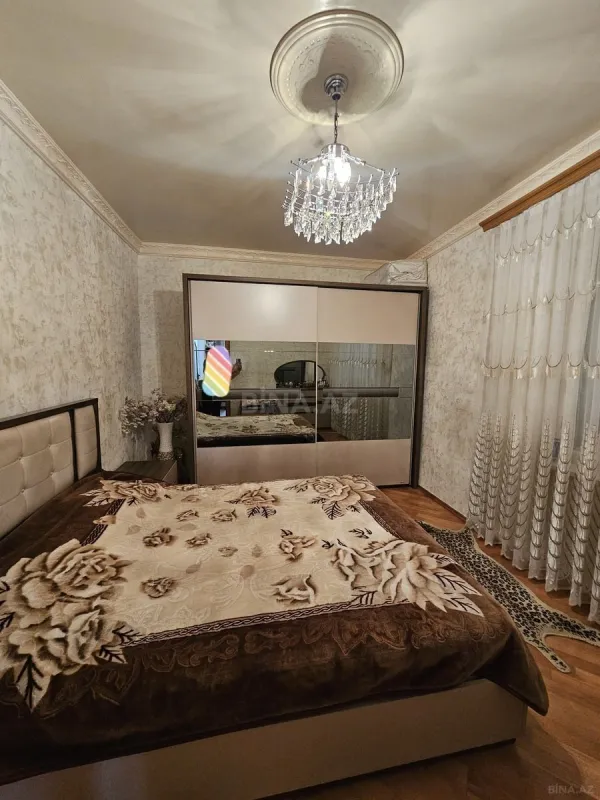 Satılır 2 otaqlı mənzil 70 m²