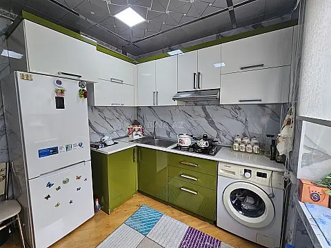 Satılır 2 otaqlı mənzil 70 m²