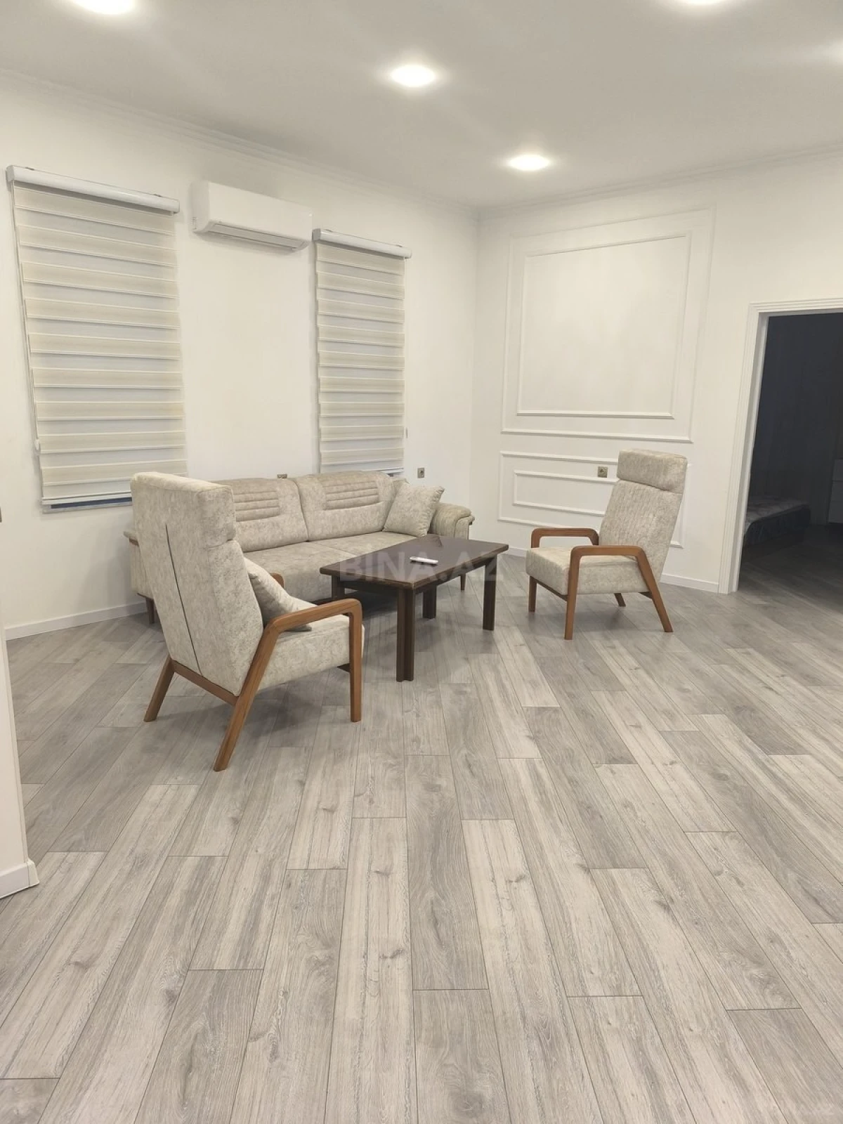 Satılır 5 otaqlı həyət evi 600 m²