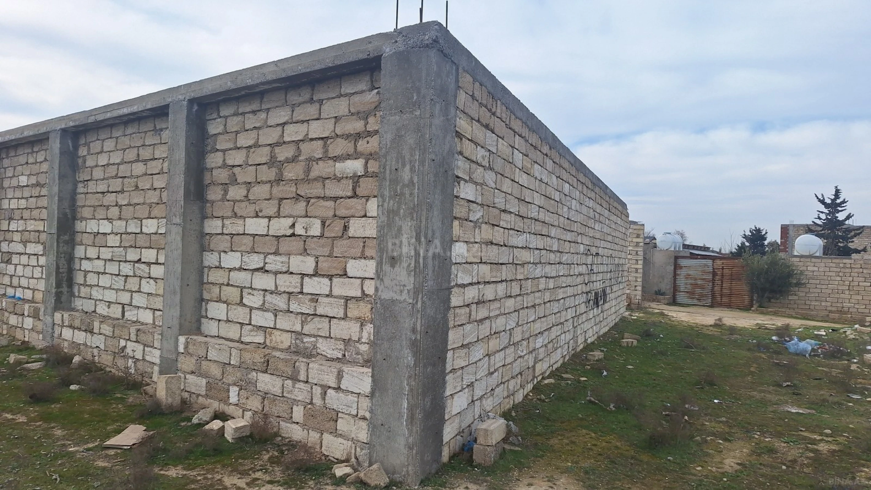 Satılır torpaq sahəsi 10 m²