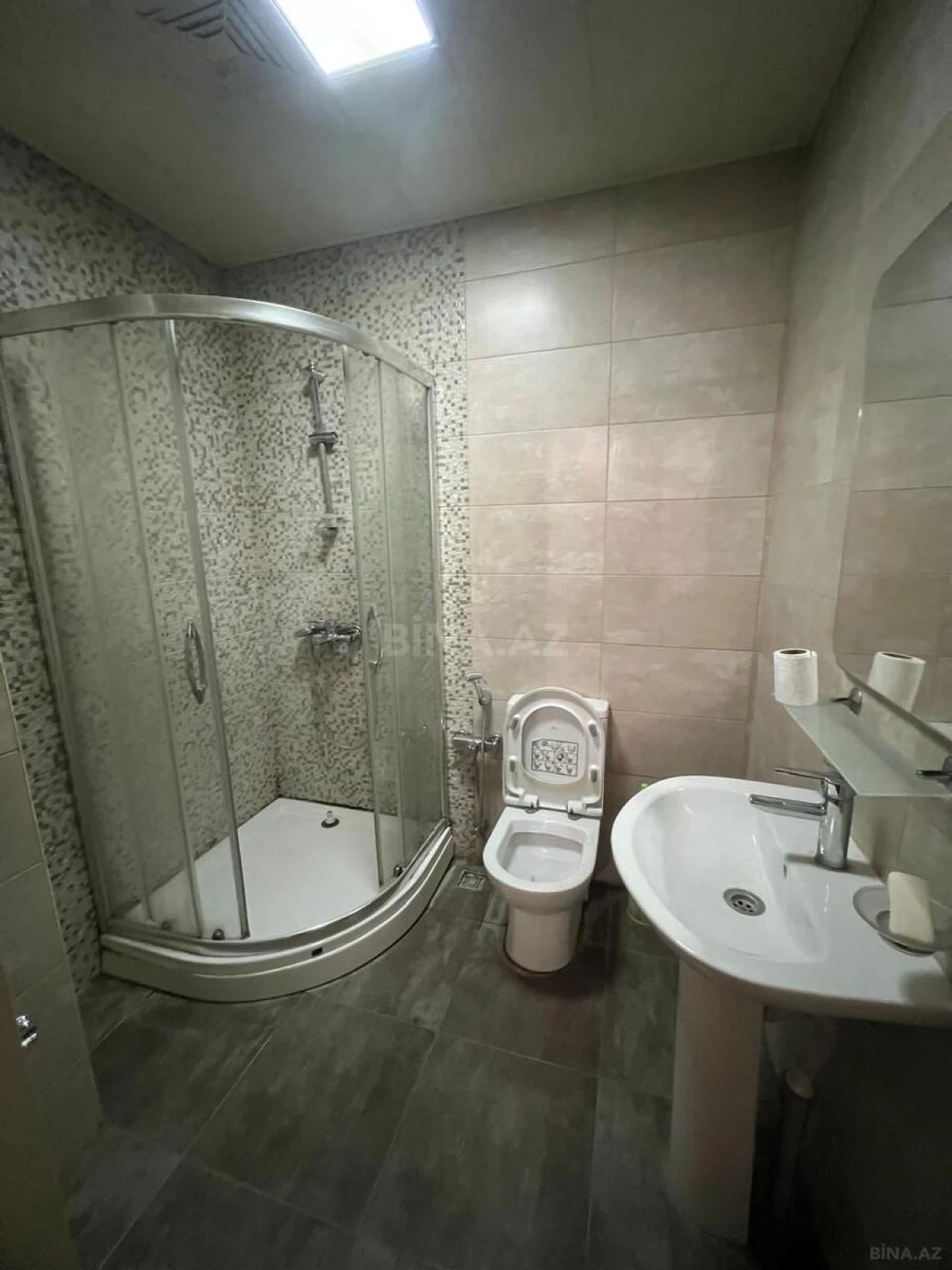 Satılır 2 otaqlı mənzil 60 m²