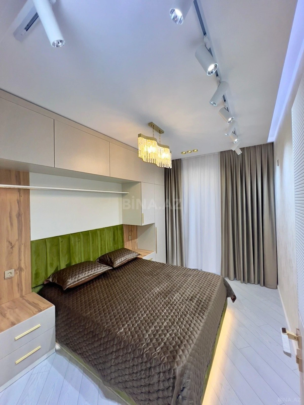 Satılır 2 otaqlı mənzil 50 m²
