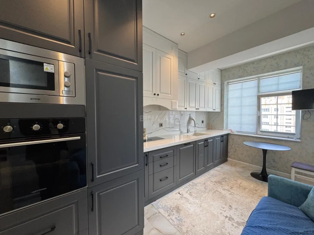 Satılır 3 otaqlı mənzil 127 m²