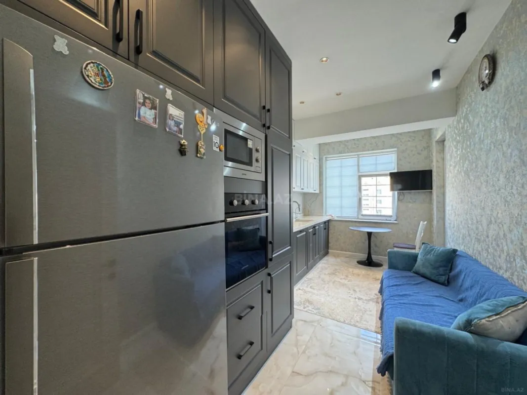 Satılır 3 otaqlı mənzil 127 m²