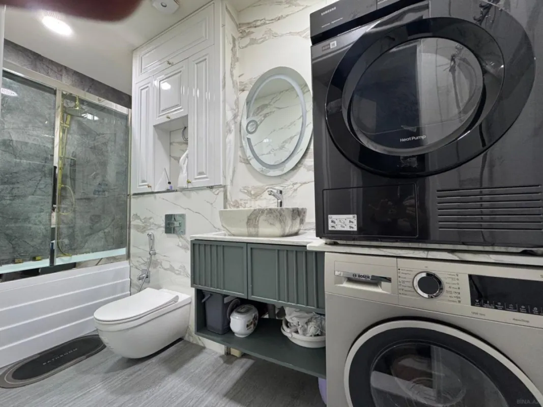 Satılır 3 otaqlı mənzil 127 m²