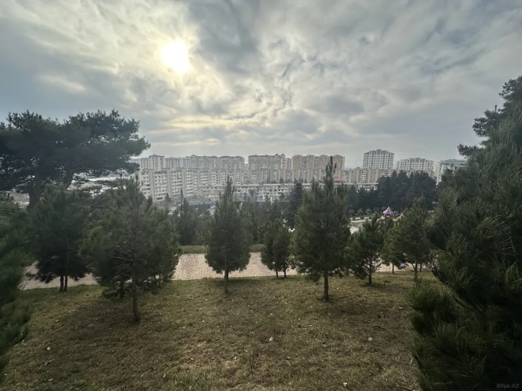 Satılır 2 otaqlı mənzil 61 m²