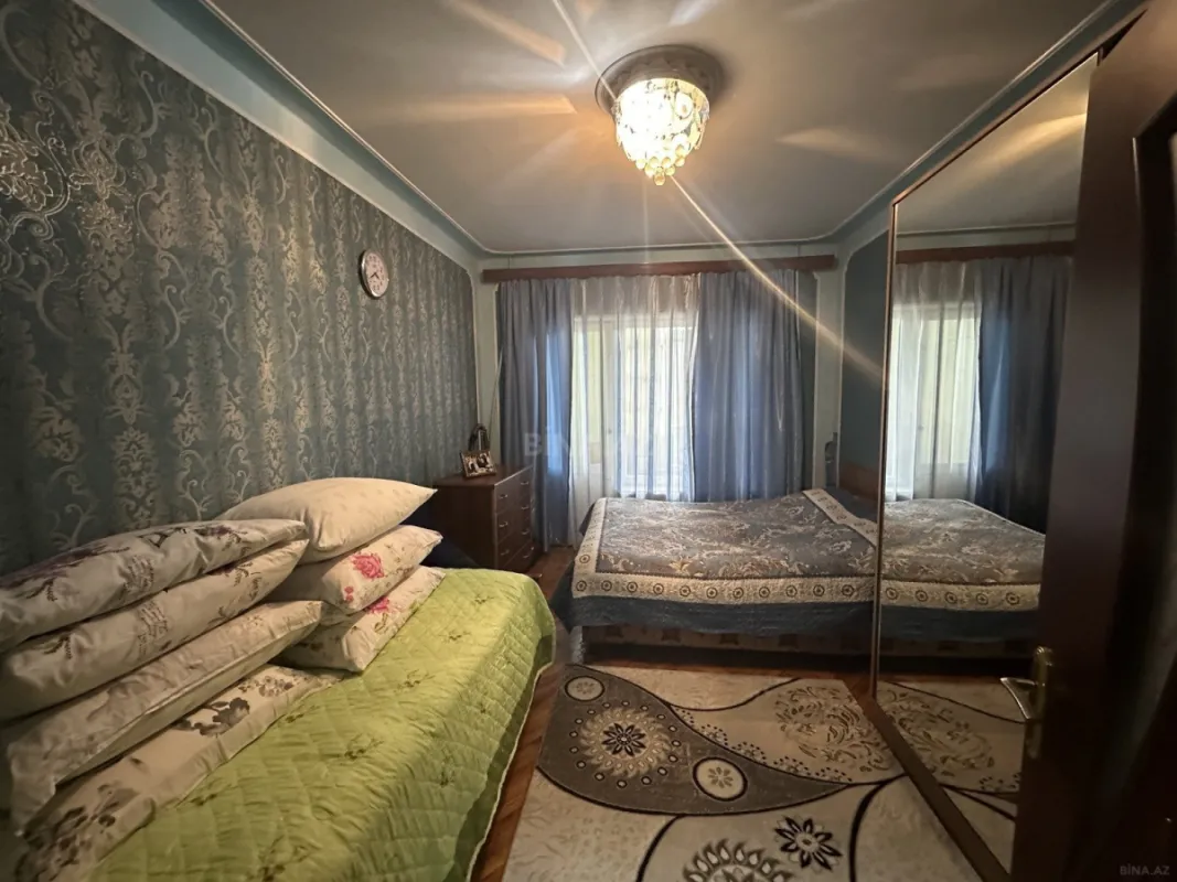 Satılır 2 otaqlı mənzil 61 m²