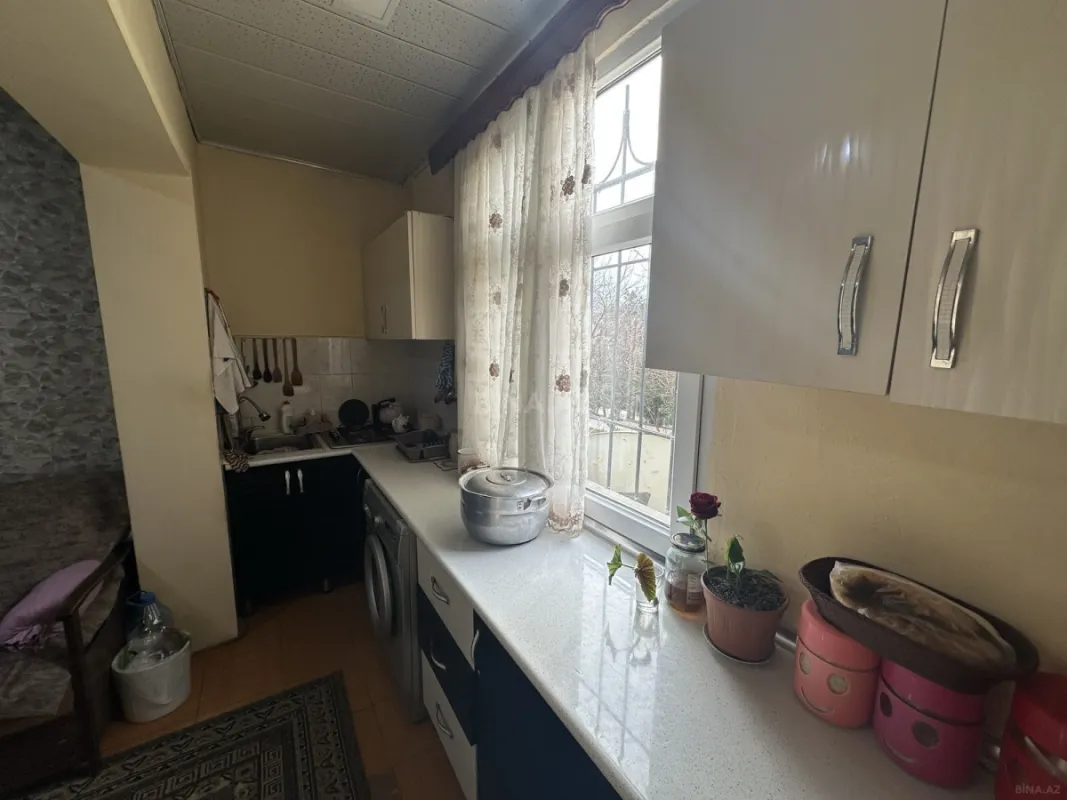 Satılır 2 otaqlı mənzil 61 m²