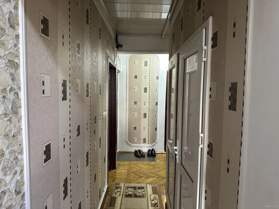 Satılır 2 otaqlı mənzil 61 m²