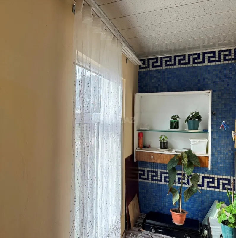 Satılır 2 otaqlı mənzil 61 m²