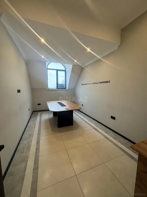 Kirayə verilir 2 otaqlı ofis 60 m²