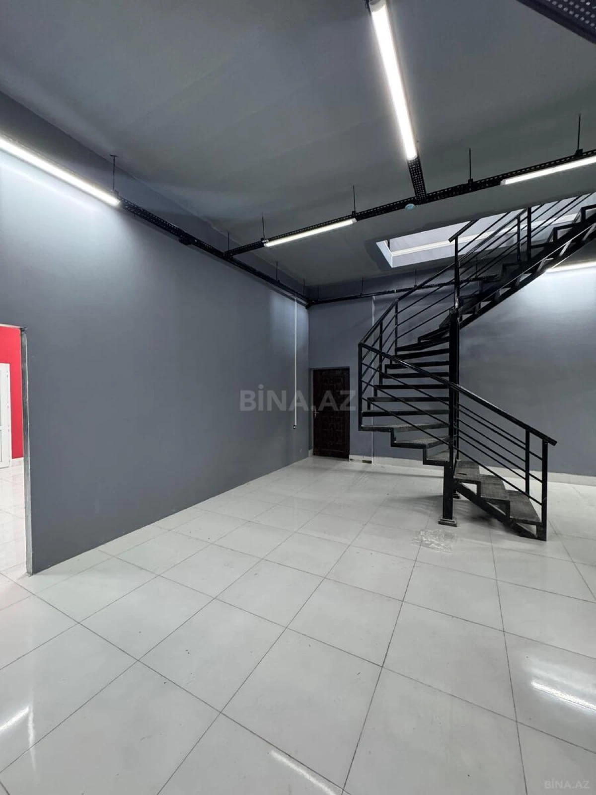 Kirayə verilir obyekt 250 m²