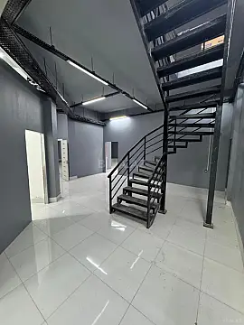 Kirayə verilir obyekt 250 m²