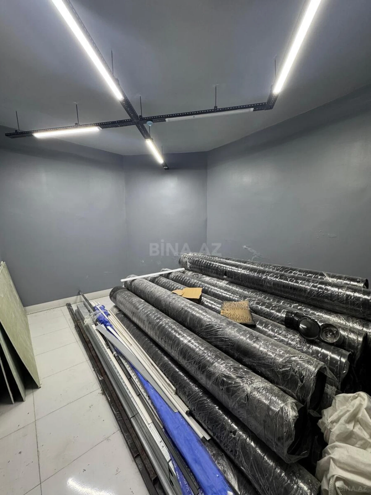 Kirayə verilir obyekt 250 m²