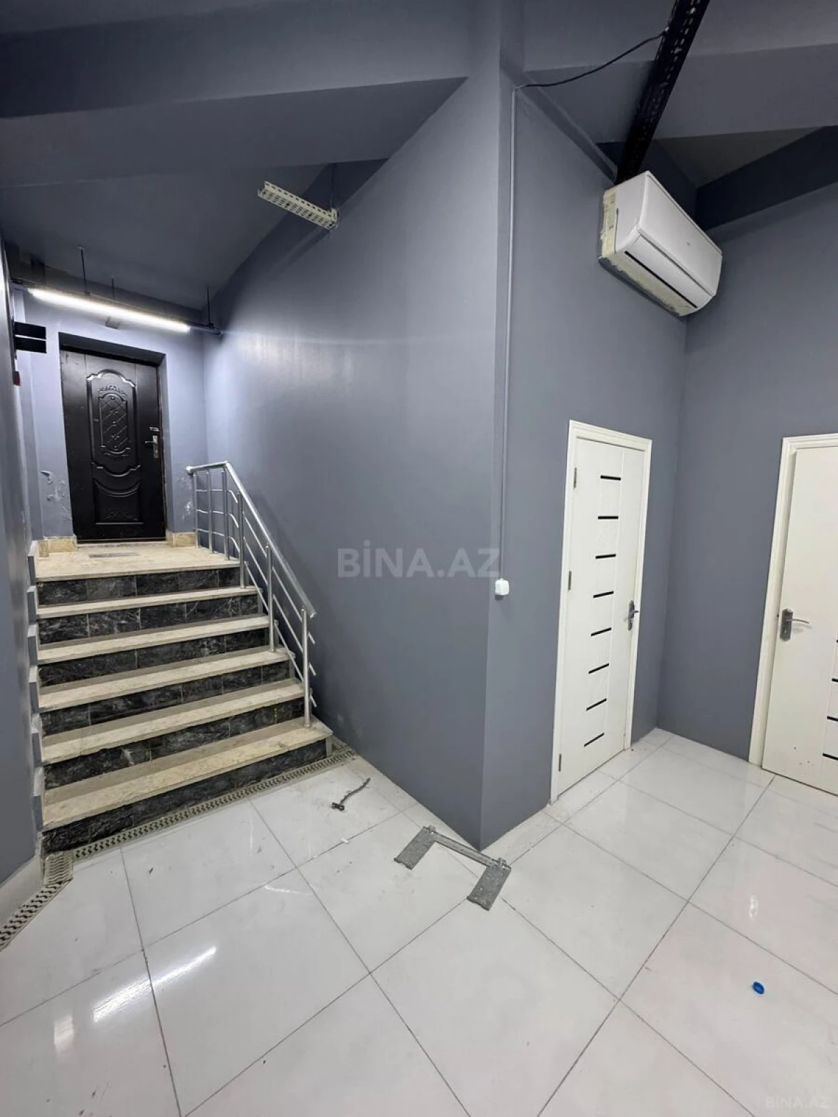 Kirayə verilir obyekt 250 m²