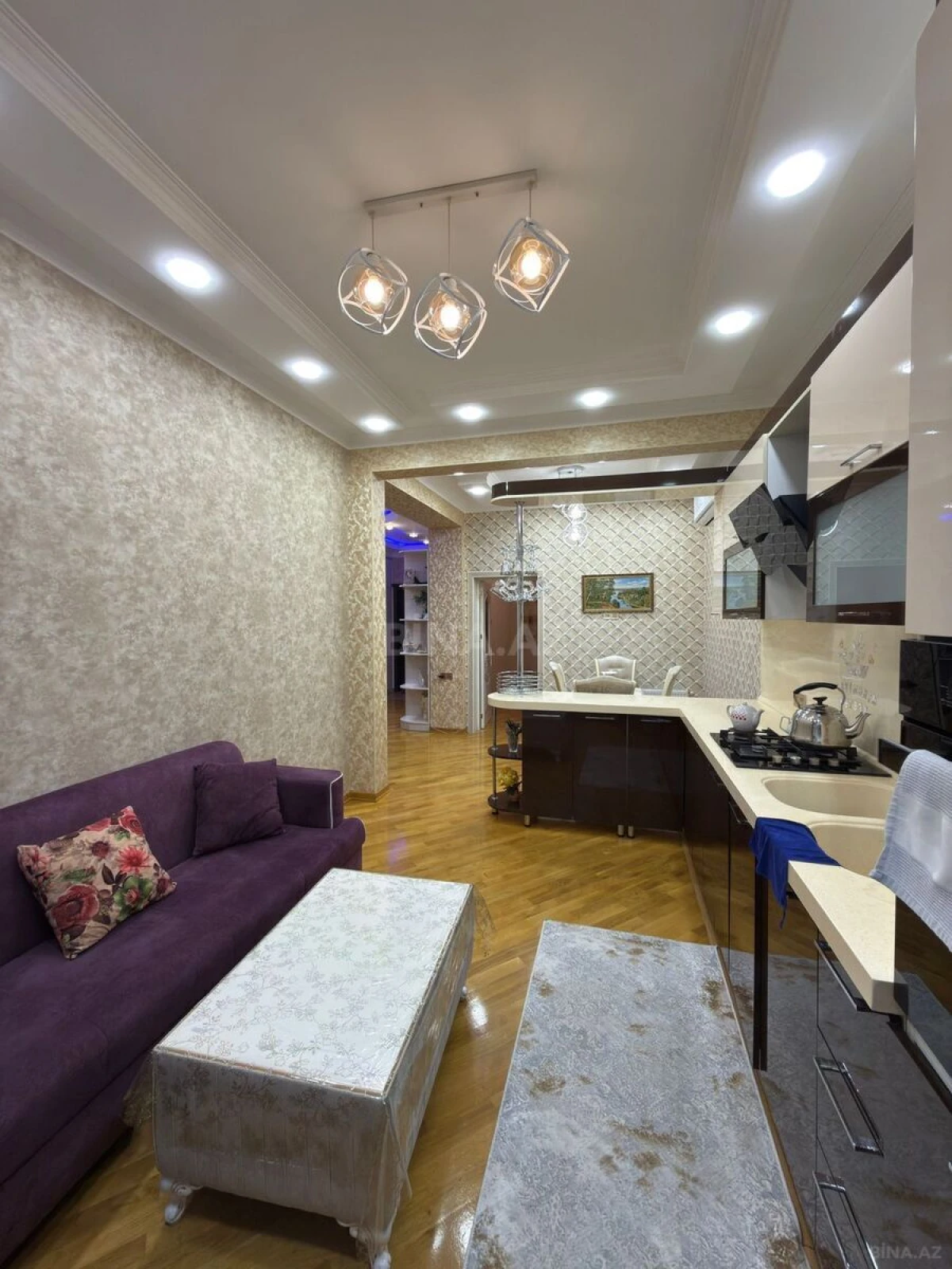 Kirayə verilir 6 otaqlı həyət evi 500 m²