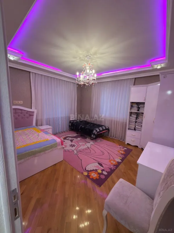 Kirayə verilir 6 otaqlı həyət evi 500 m²