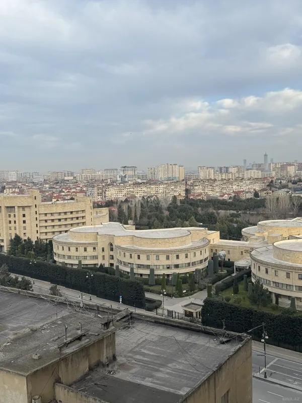 Kirayə verilir 2 otaqlı mənzil 52 m²