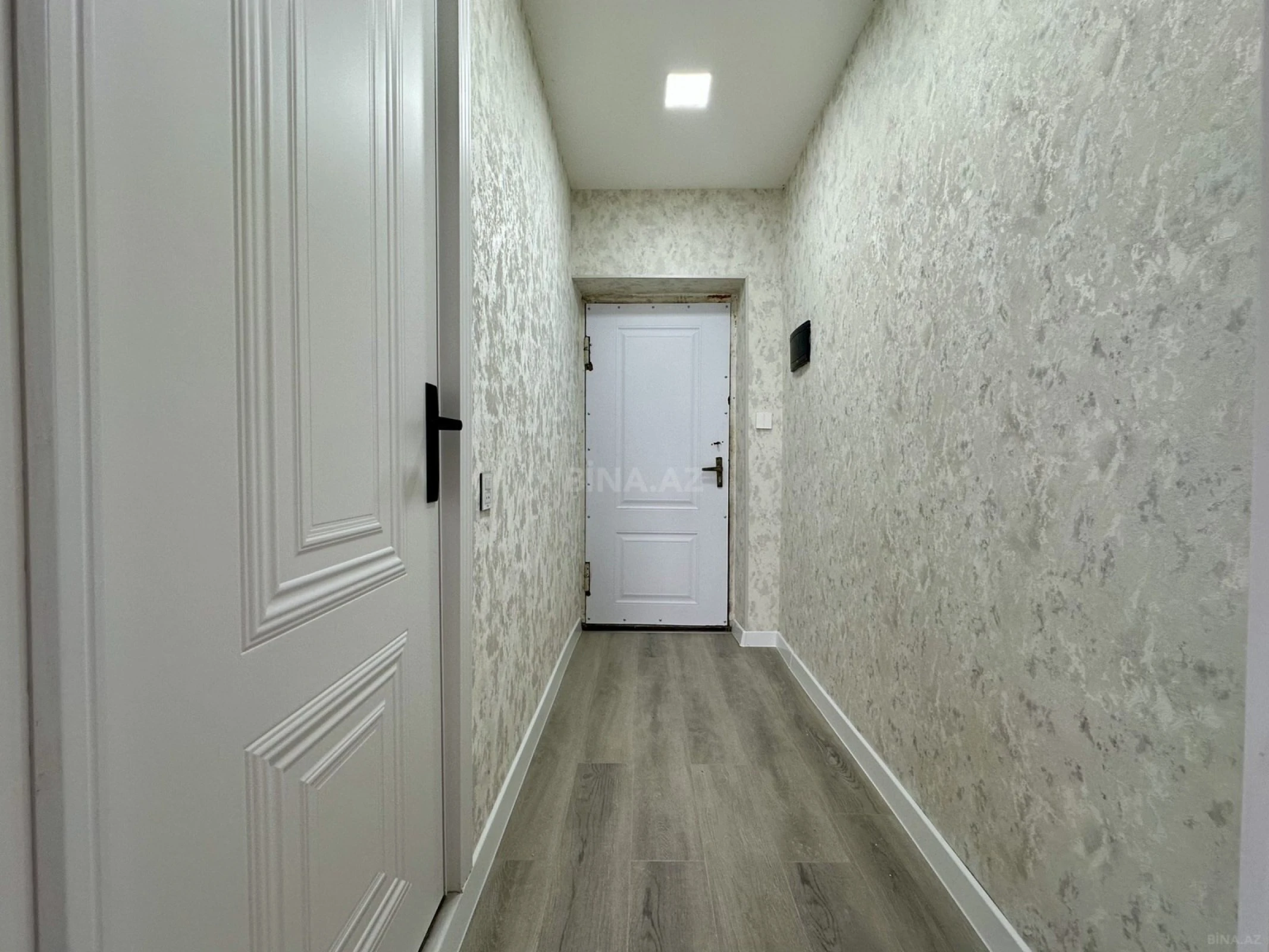 Satılır 2 otaqlı mənzil 35 m²