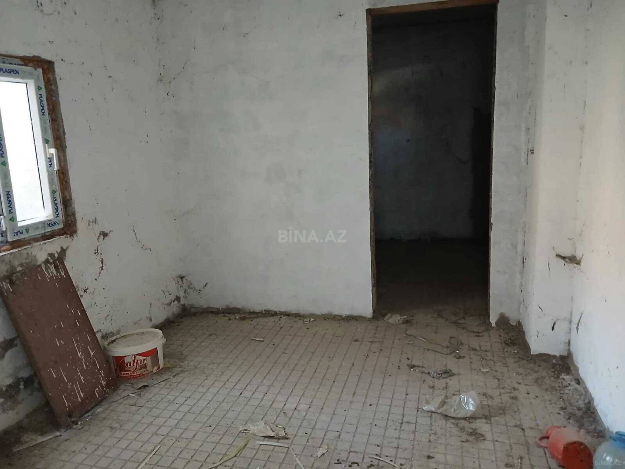 Kirayə verilir 12 otaqlı həyət evi 510 m²