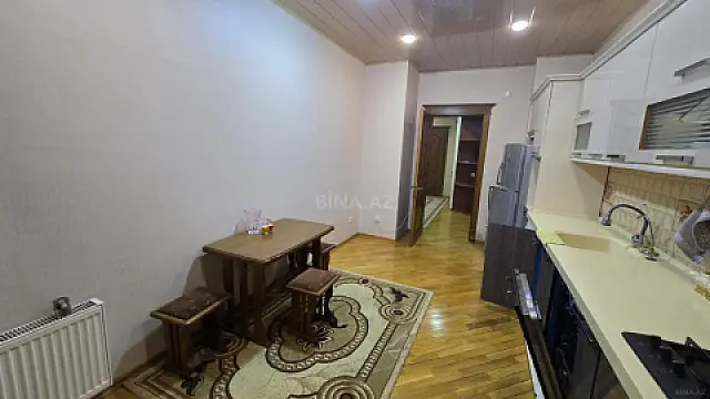 Satılır 3 otaqlı mənzil 155 m²