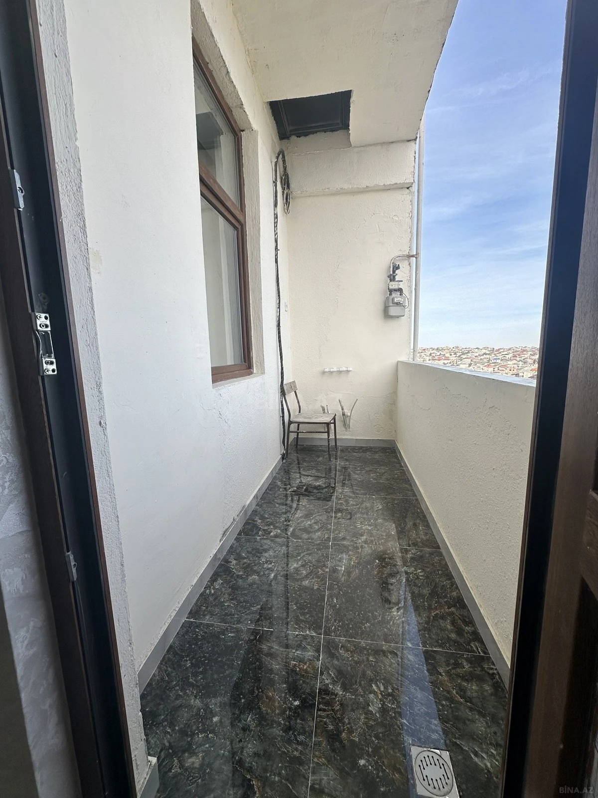 Satılır 2 otaqlı mənzil 56 m²